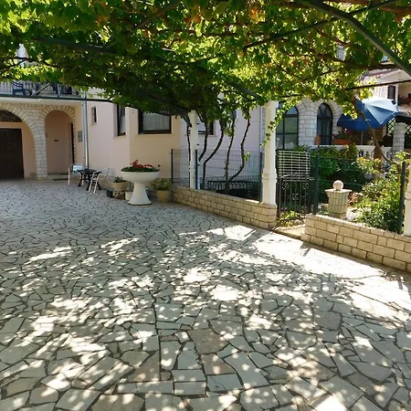 Apartamento Blazevic Pjescana Uvala